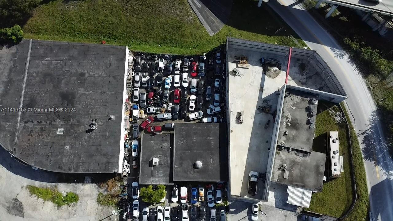 17121 NW 2nd Ct, Miami Gardens, Флорида 33169, Соединенные Штаты