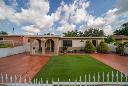 925 E 29th St, Hialeah, Flórida 33013, Estados Unidos