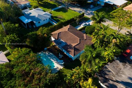 110 NW 87th St, El Portal, Florida 33150