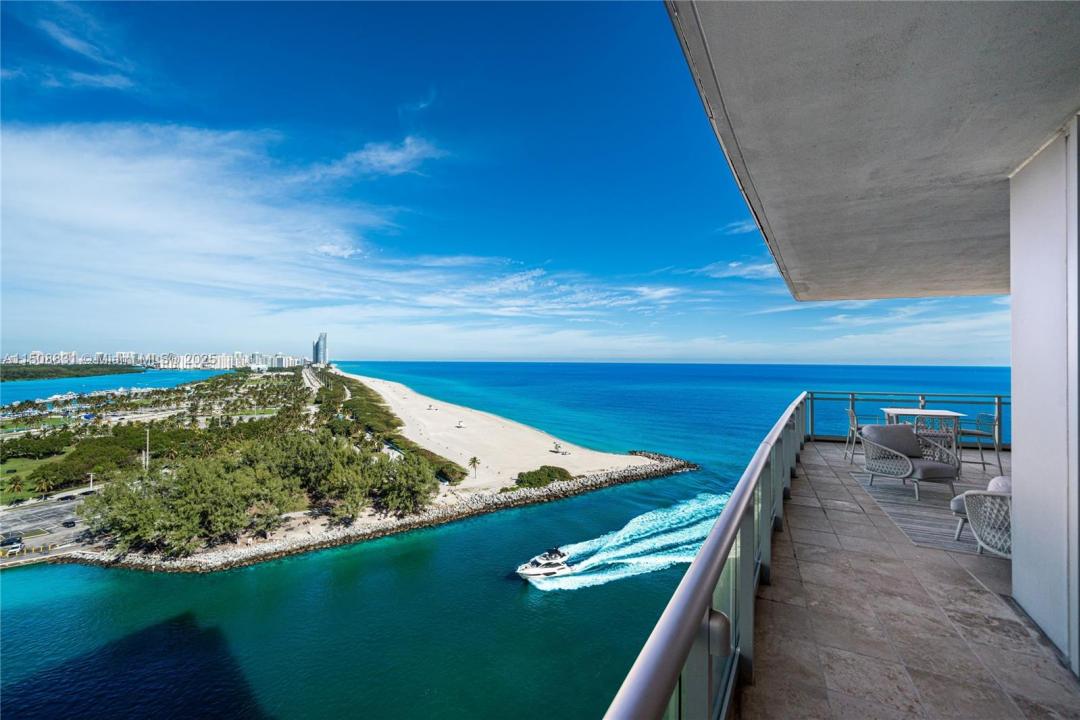 10295 E Collins Ave 1509, Bal Harbour, Florida 33154, USA