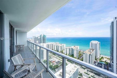 4010 S Ocean Dr R3307, Hollywood, Florida 33019, USA