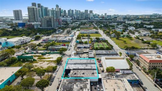 2010,2014,2020 NW Miami Ct, Miami, פלורידה 33127, ארצות הברית של אמריקה 