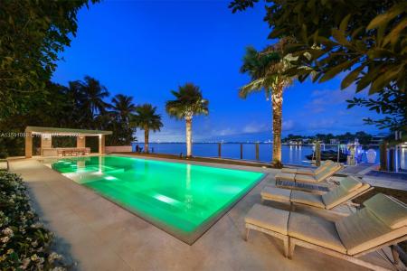 1236 S Venetian Way, Miami, פלורידה 33139, ארצות הברית של אמריקה 
