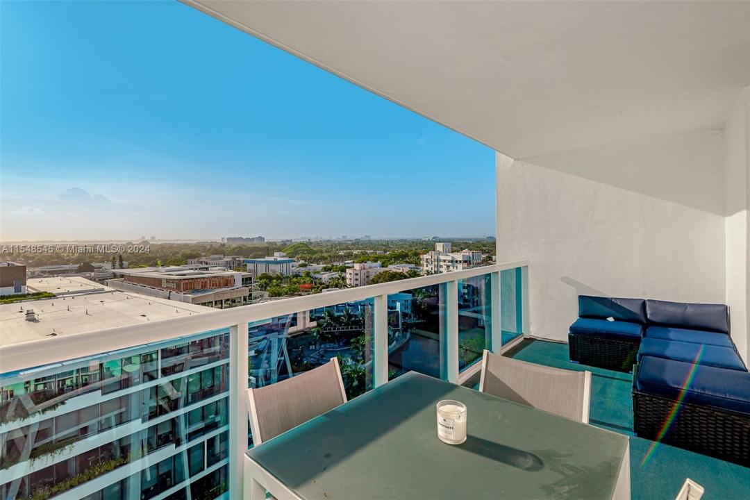 2301 Collins Ave 1230, Miami Beach, Florida 33139, Amerika Birleşik Devletleri