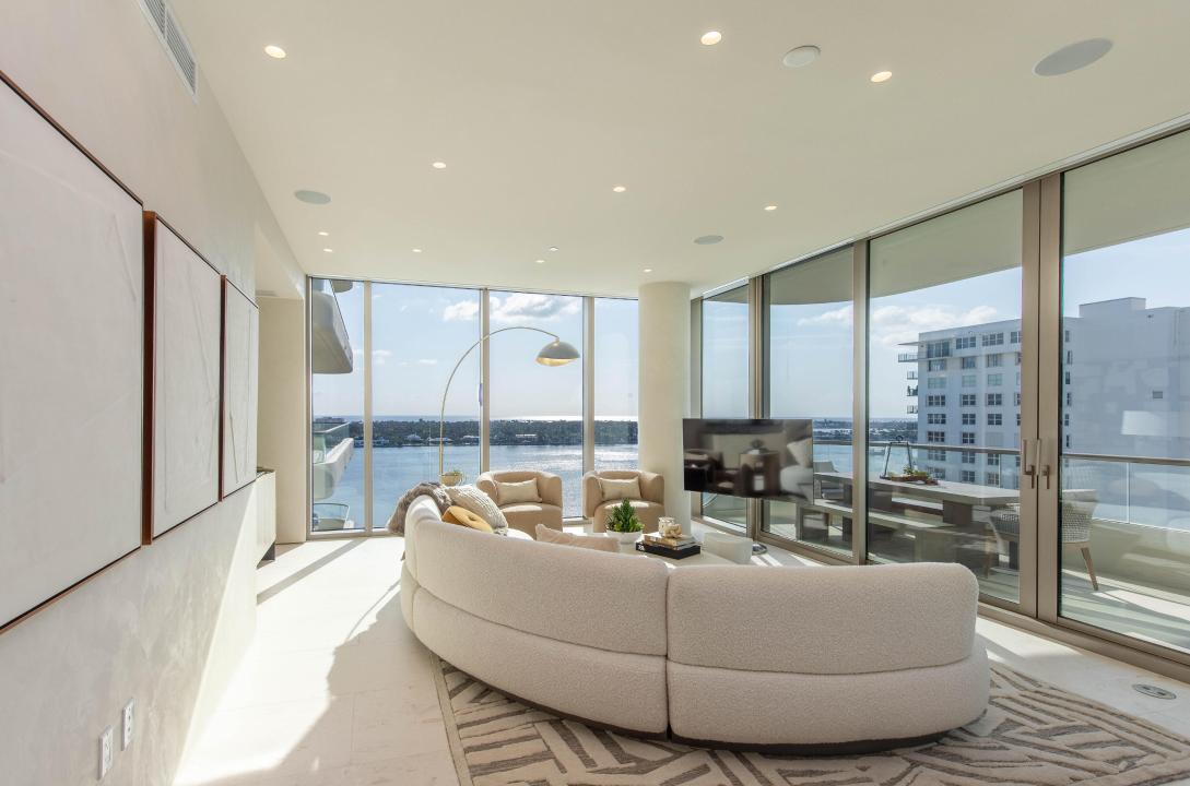 200 Arkona 1102, West Palm Beach, Florida 33401