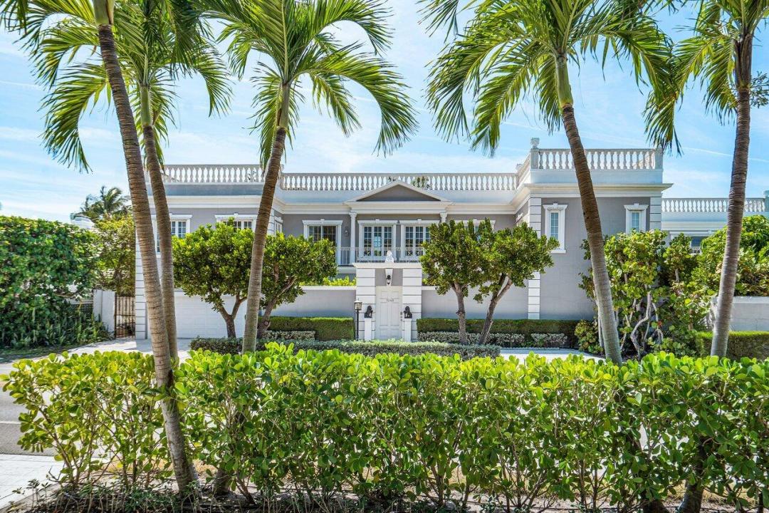 1048 S Ocean Boulevard, Palm Beach, Florida 33480