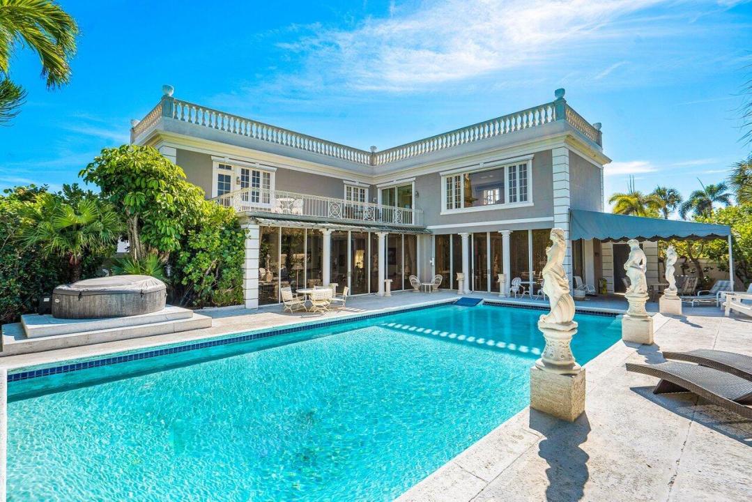 1048 S Ocean Boulevard, Palm Beach, Florida 33480