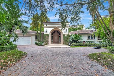 61 Camden Ct, Bal Harbour, Florida 33154, Estados Unidos