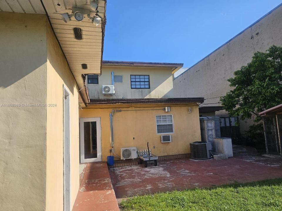 19 E 45th St, Hialeah, Florida 33013, Estados Unidos