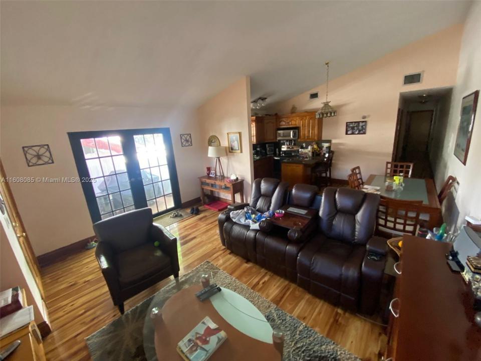 1632 SW 19th Ter, Miami, Флорида 33145, Соединенные Штаты