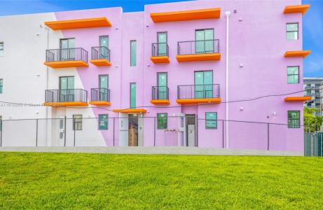 626 NW 11th Ave, Miami, Florida 33136, USA