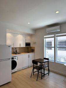 642 Michigan Ave 6, Miami Beach, Florida 33139, USA
