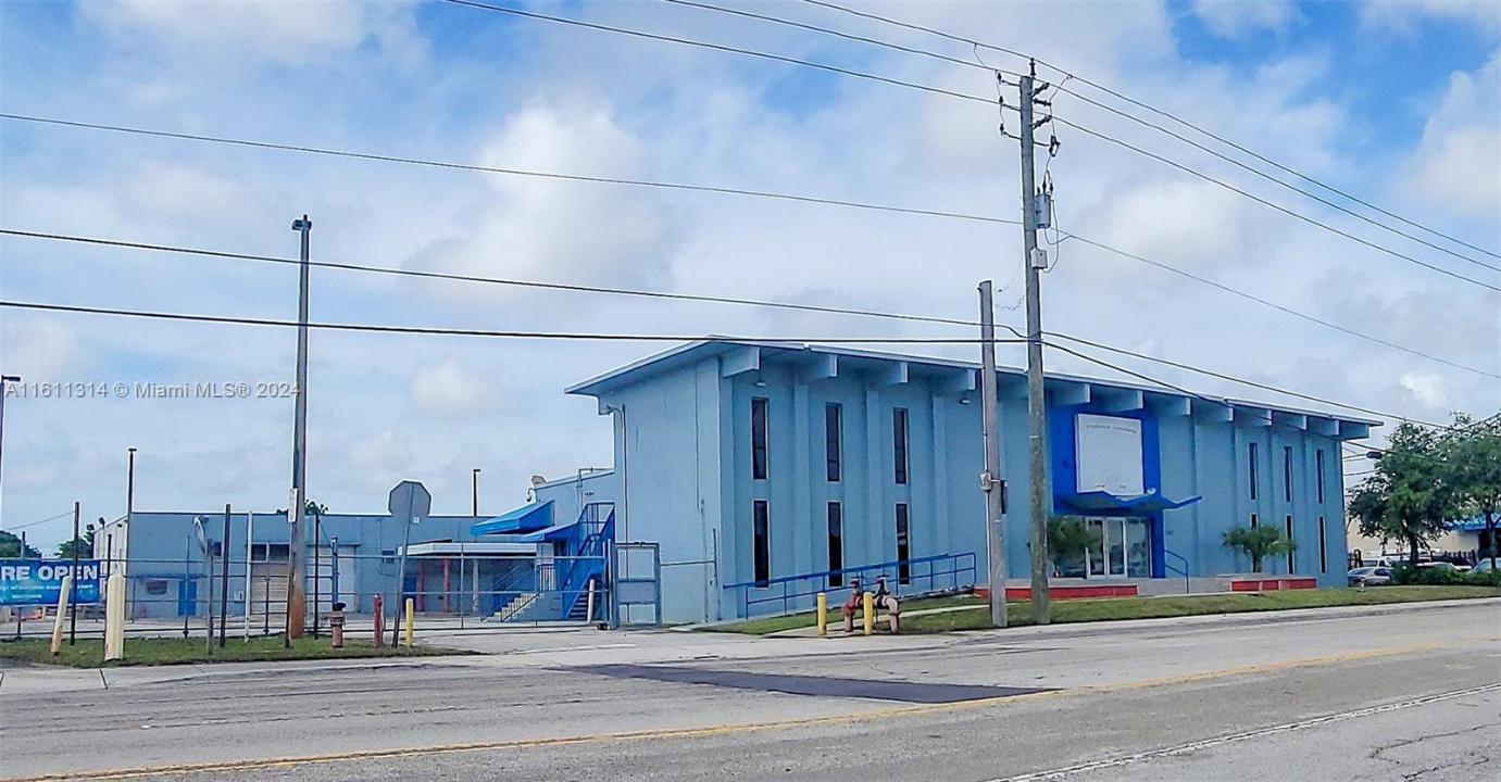 7320-7332 NW 58th St, Miami, Florida 33166