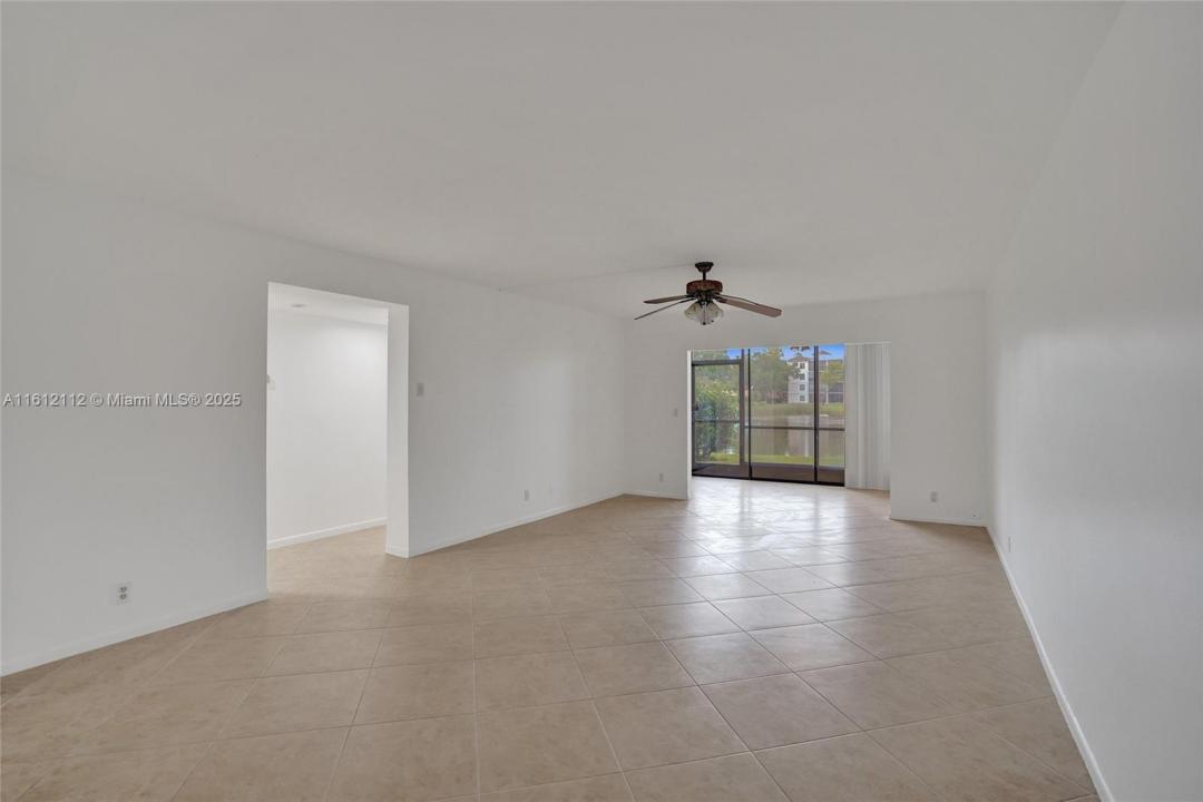 6241 Pointe Regal Cir 103, Delray Beach, Flórida 33484, Estados Unidos