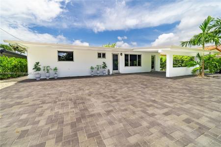 1220 NE 83 St, Miami, Florida 33138, USA