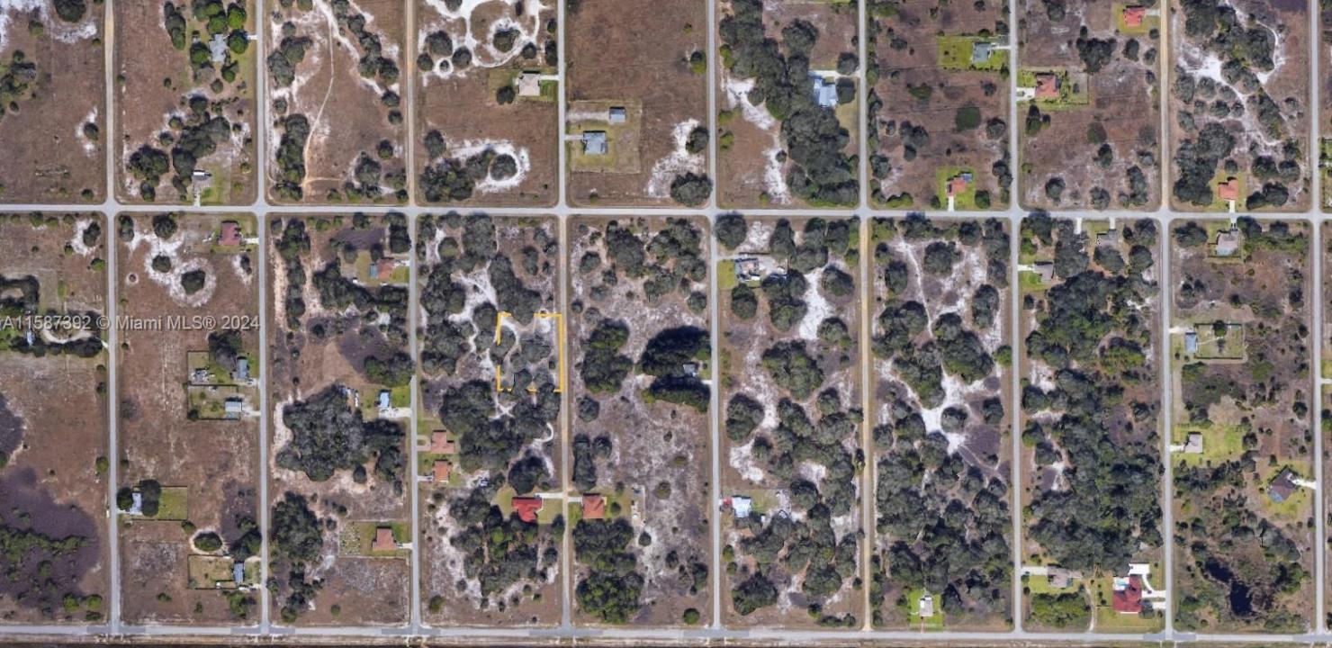 1615 & 1617 Jackson Ave, Lehigh Acres, Florida 33972
