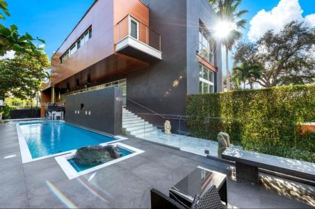 1606 S Bayshore Dr -, Miami, Florida 33133, USA