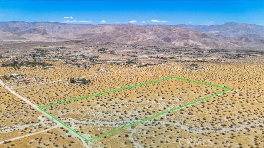 Ford Avenue, Sky Valley, California 92241