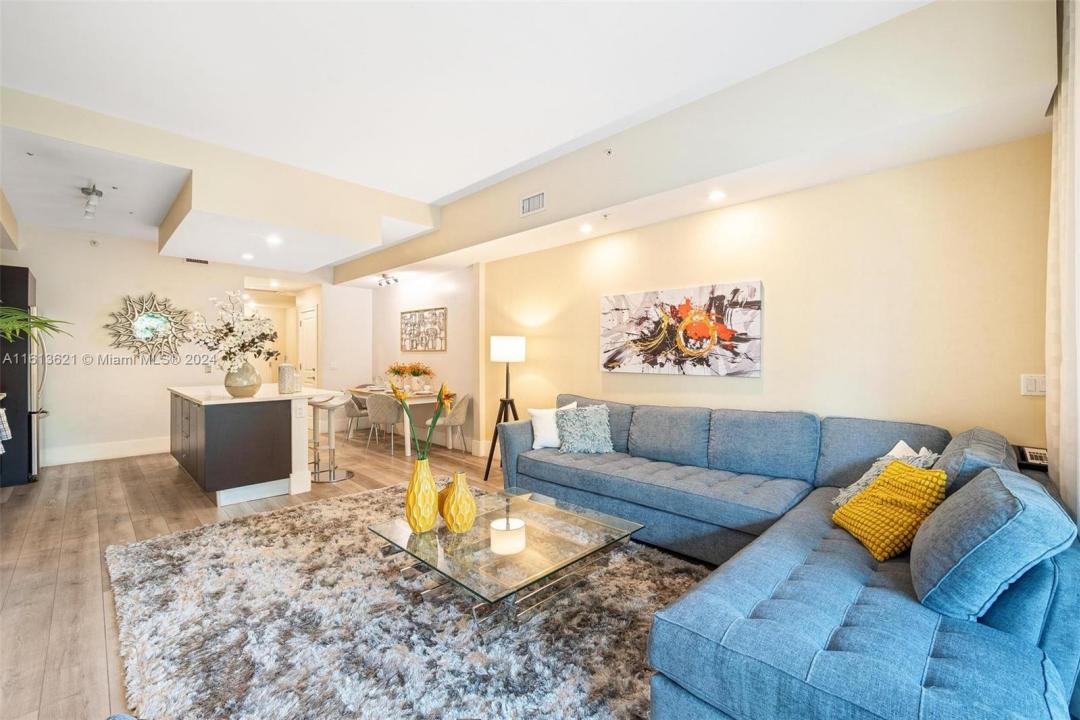 5300 NW 87th Ave 612, Doral, Флорида 33178, Соединенные Штаты