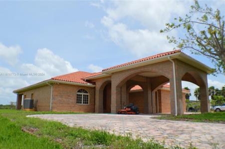 31002 SW 212th Ave, Homestead, Florida 33030, USA