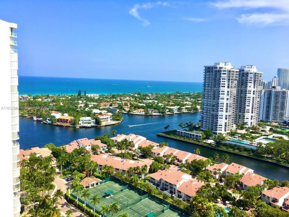 21055 Yacht Club Dr 2710, Aventura, Floride 33180, États-Unis