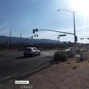 Highway 138, Pinon Hills, California 92372, Stati Uniti