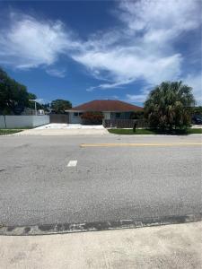 1926 Ramsey Dr, Lake Worth, Florida 33461, USA