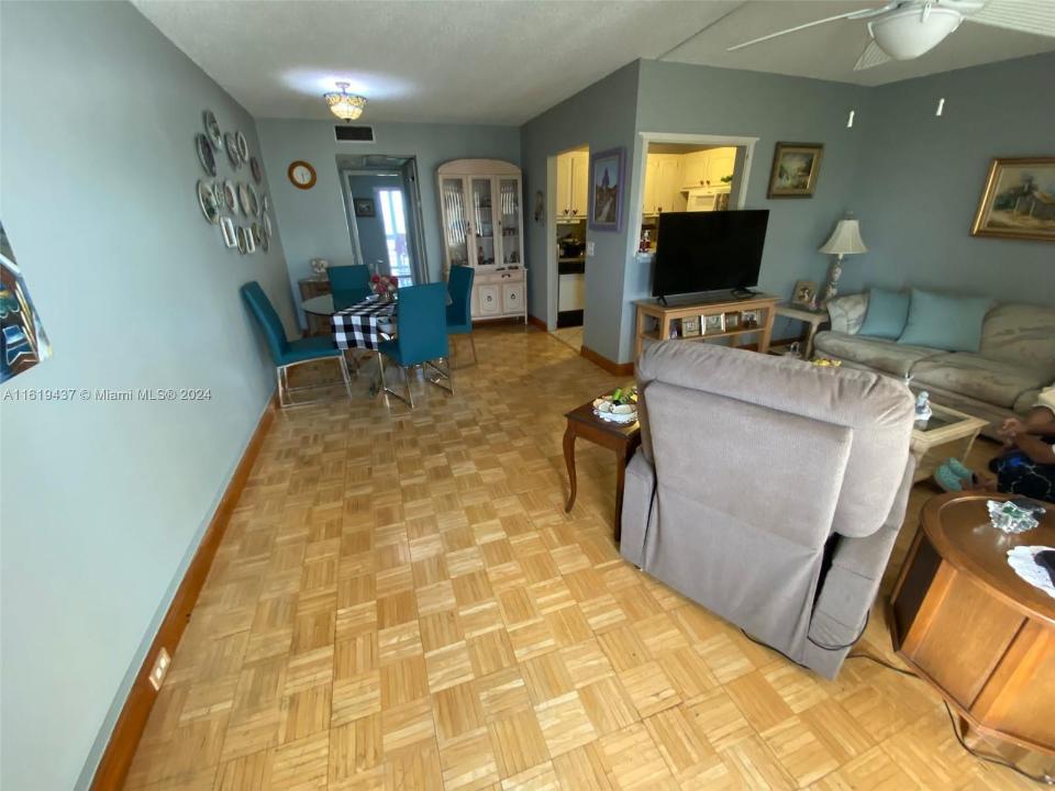 430 Southampton B 430, West Palm Beach, Florida 33417
