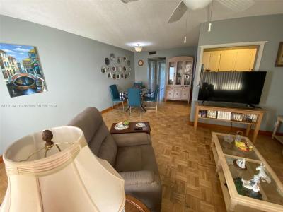 430 Southampton B 430, West Palm Beach, Florida 33417, USA