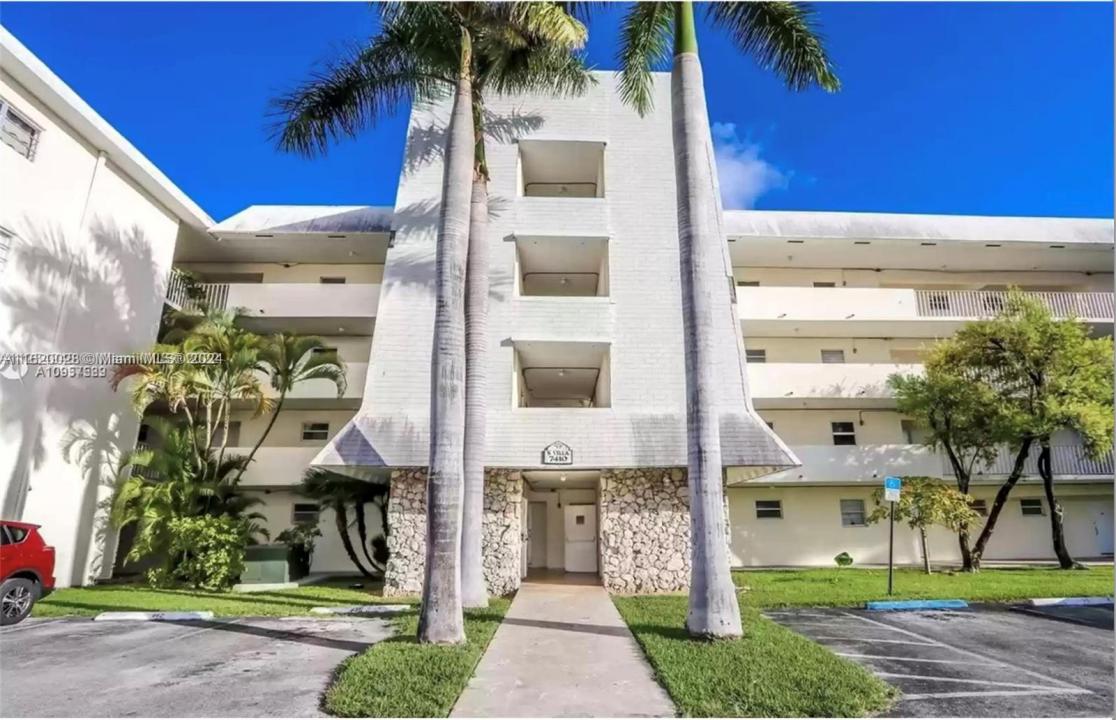 7410 SW 82nd St K211, Miami, Floride 33143, États-Unis