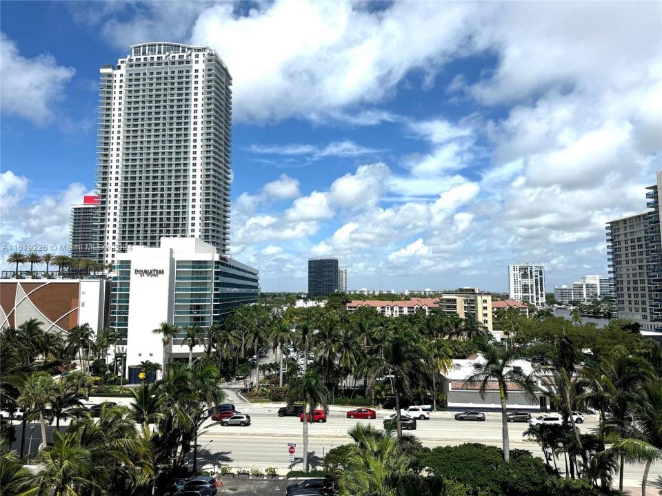 3901 S Ocean Dr 7O, Hollywood, Florida 33019