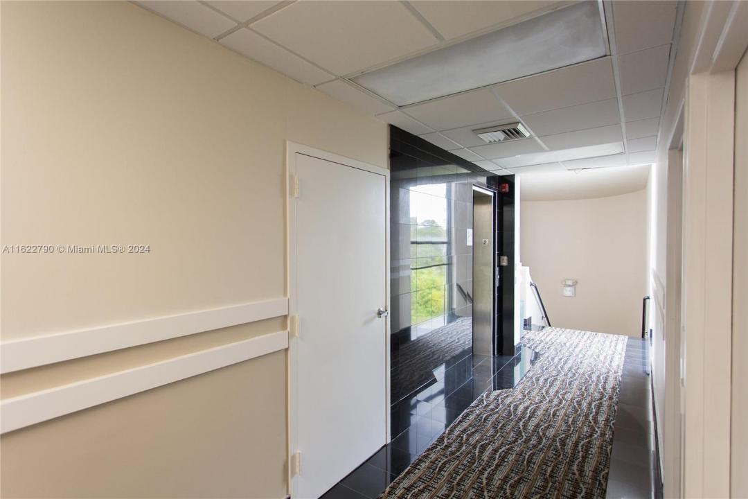 2001 Cypress Creek 103, Fort Lauderdale, 佛羅里達州 33309, 美國