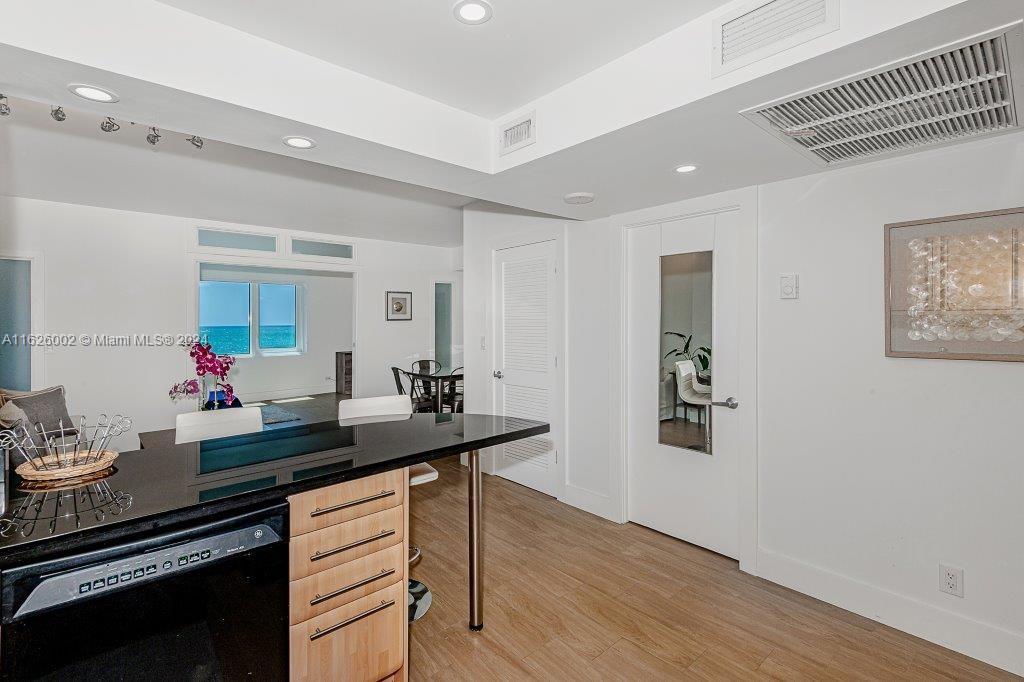 2301 Collins Ave 1242, Miami Beach, Floride 33139, États-Unis