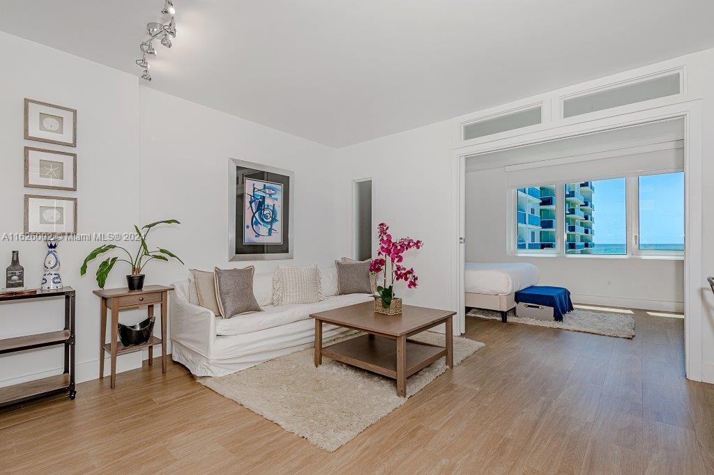 2301 Collins Ave 1242, Miami Beach, Floride 33139, États-Unis