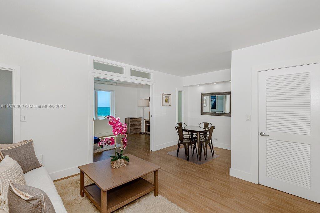 2301 Collins Ave 1242, Miami Beach, Floride 33139, États-Unis