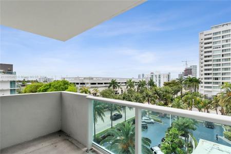 1200 West Ave 515, Miami Beach, Florida 33139, USA