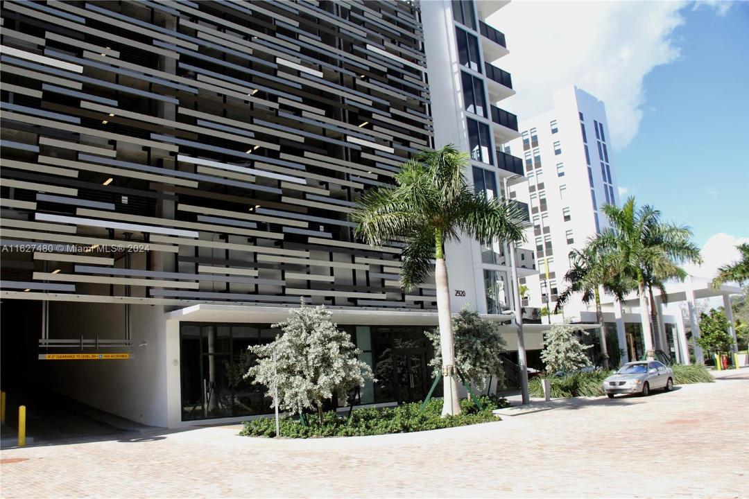 2960 NE 207th St 602, Aventura, Flórida 33180, Estados Unidos