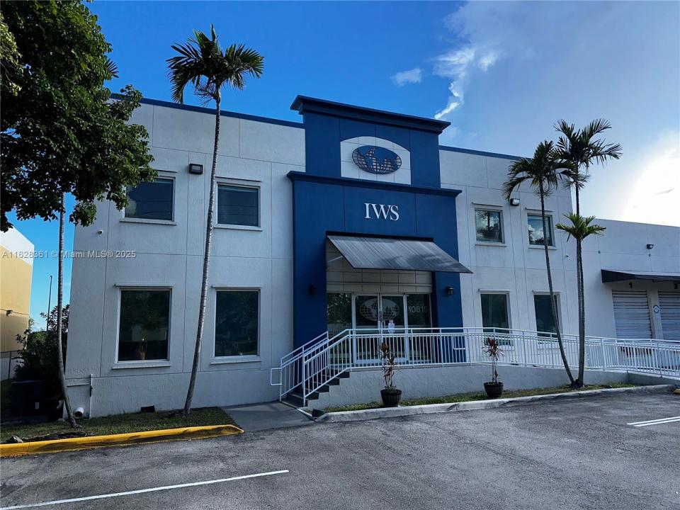 10815 NW 33rd St, Doral, Florida 33172