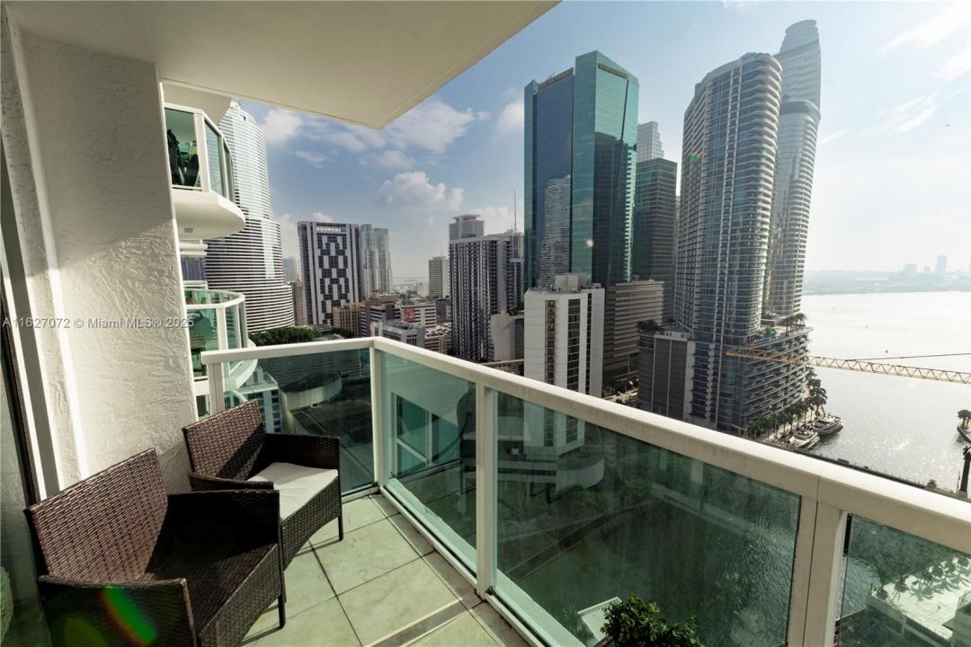 31 SE 5th St 3008, Miami, Флорида 33131, Соединенные Штаты