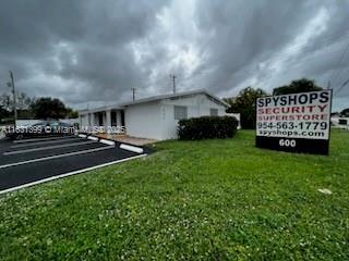 600 W Oakland Park Blvd, Wilton Manors, Florida 33311, USA