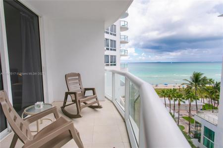 6365 Collins Ave 806, Miami Beach, Florida 33141, USA
