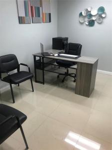 4000 N State Road 7 303-C, Lauderdale Lakes, Florida 33319