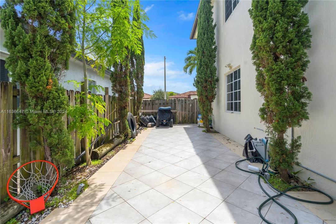 18302 SW 152nd Ct, Miami, Florida 33187, Stati Uniti