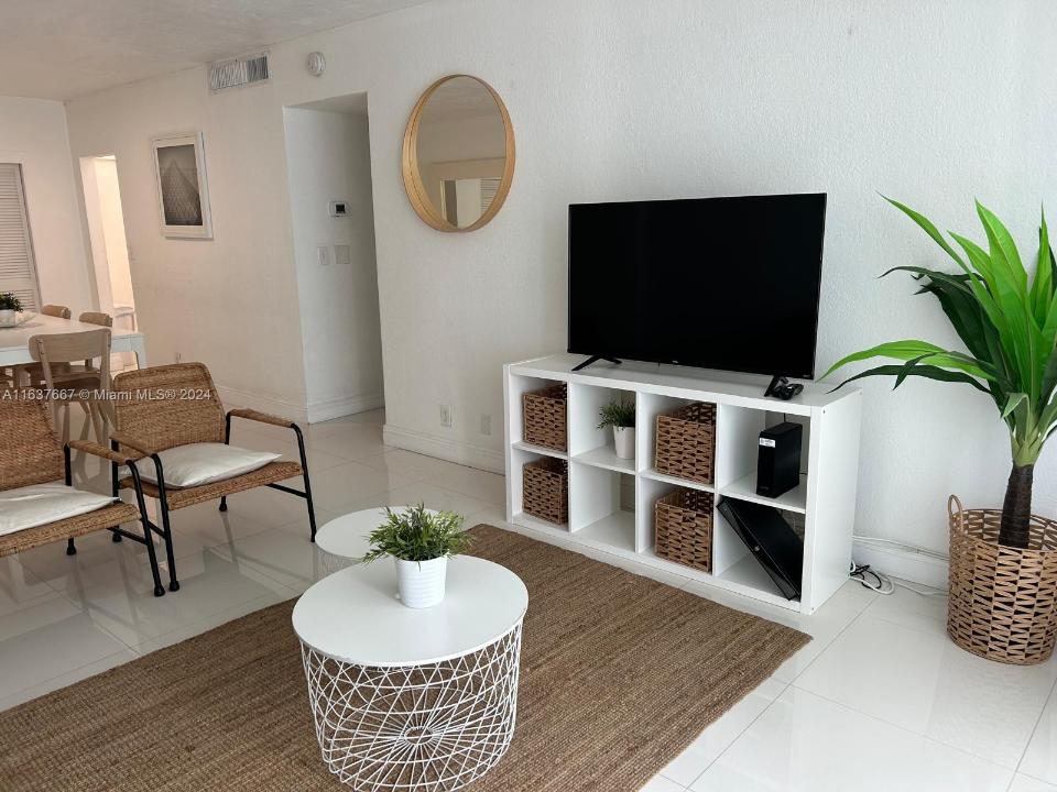 3801 S Ocean Dr 9A, Hollywood, פלורידה 33019, ארצות הברית של אמריקה