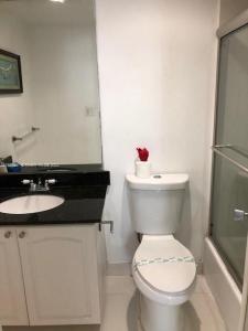 3801 S Ocean Dr 9A, Hollywood, Florida 33019, USA
