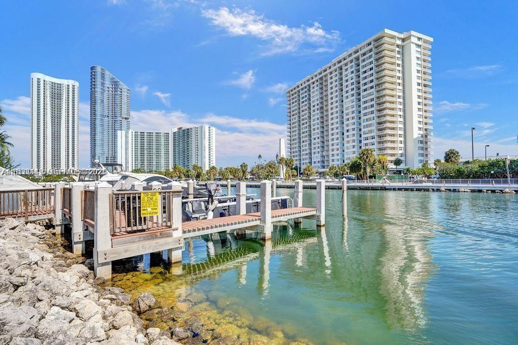 400 Kings Point Dr 320, Sunny Isles Beach, Floride 33160, États-Unis
