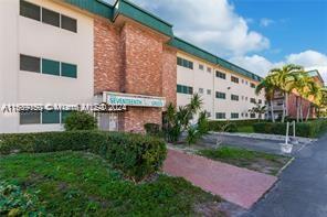 1450 Atlantic Shores Blvd 201, Hallandale Beach, Florida 33009, USA