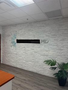 Aventura, Florida 33180