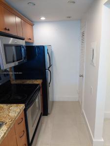 100 Lincoln Rd 1626, Miami Beach, Florida 33139, USA