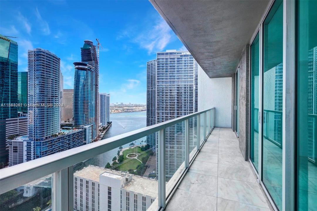 55 SE 6th St 3401, Miami, Florida 33131